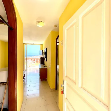 Apartamento Con Free Wifi En Zonas Comunes, Piscina Compartida Y Vista, Tenerife Apartment